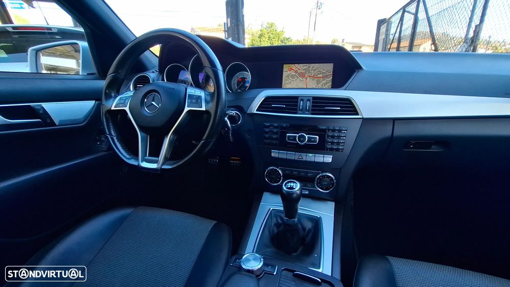 Mercedes-Benz C 200 CDI Avantgarde Edition - 40