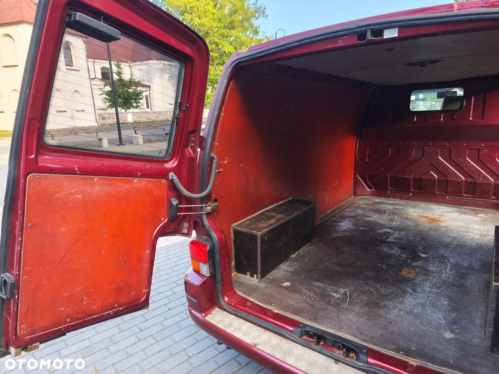 Volkswagen Transporter - 18