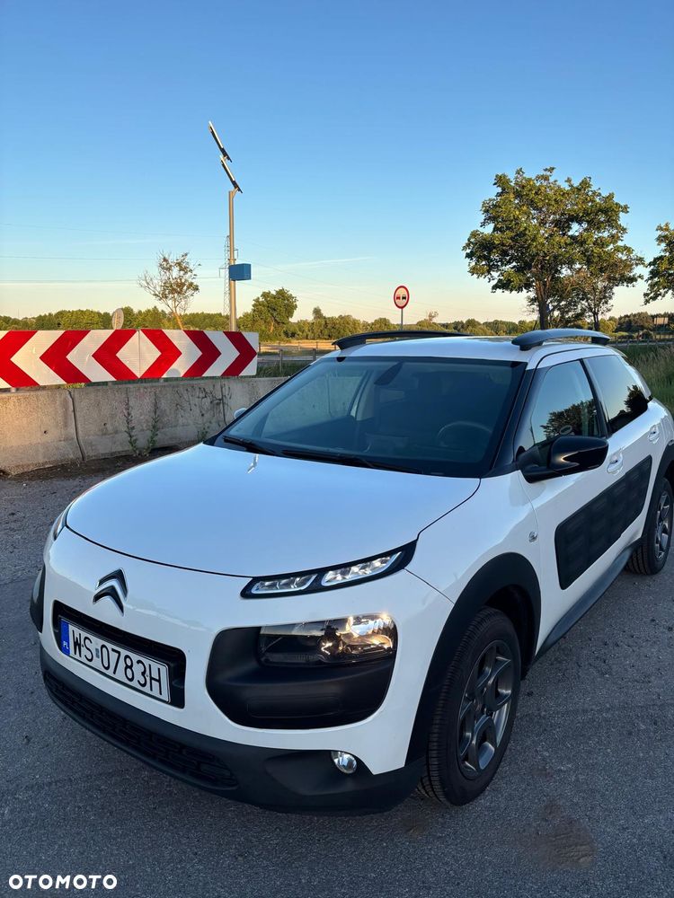 Citroën C4 Cactus 1.2 PureTech Shine Edition - 1