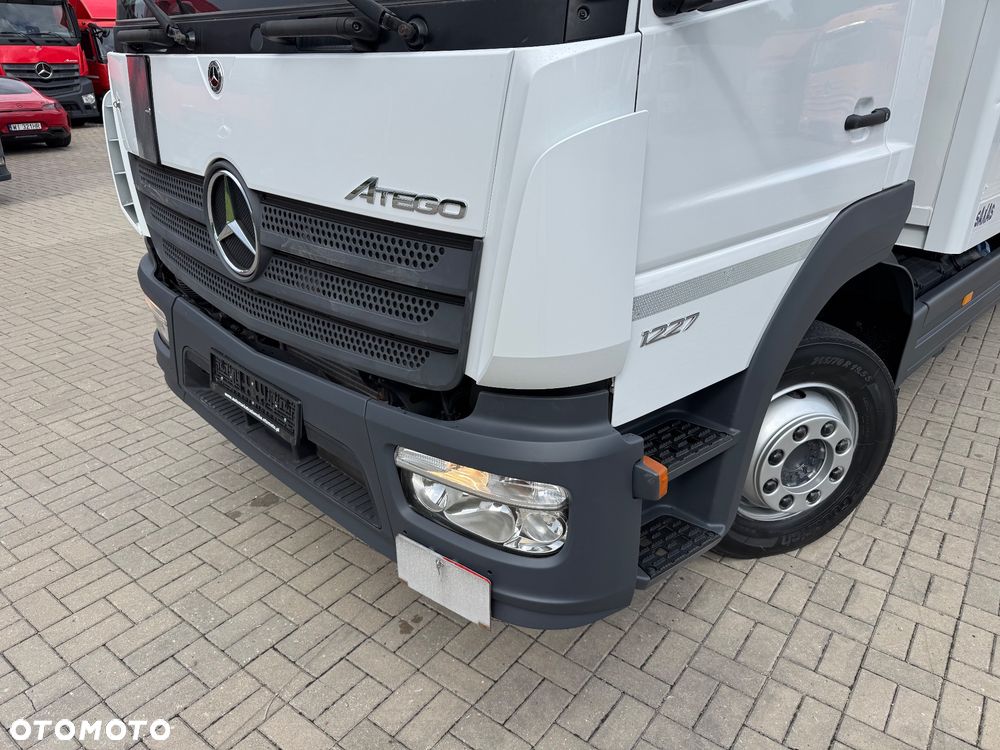 Mercedes-Benz ATEGO - 15
