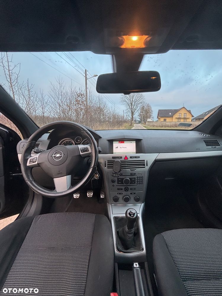 Opel Astra 1.8 Innovation - 10