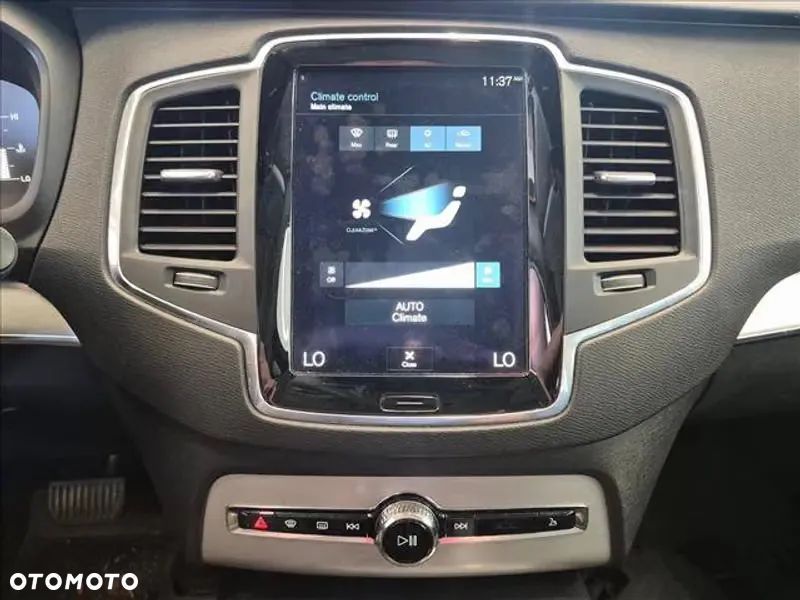 Volvo XC 90 - 12