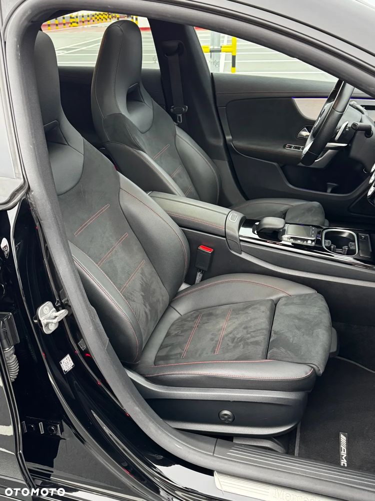 Mercedes-Benz CLA 250 7G-DCT AMG Line - 20