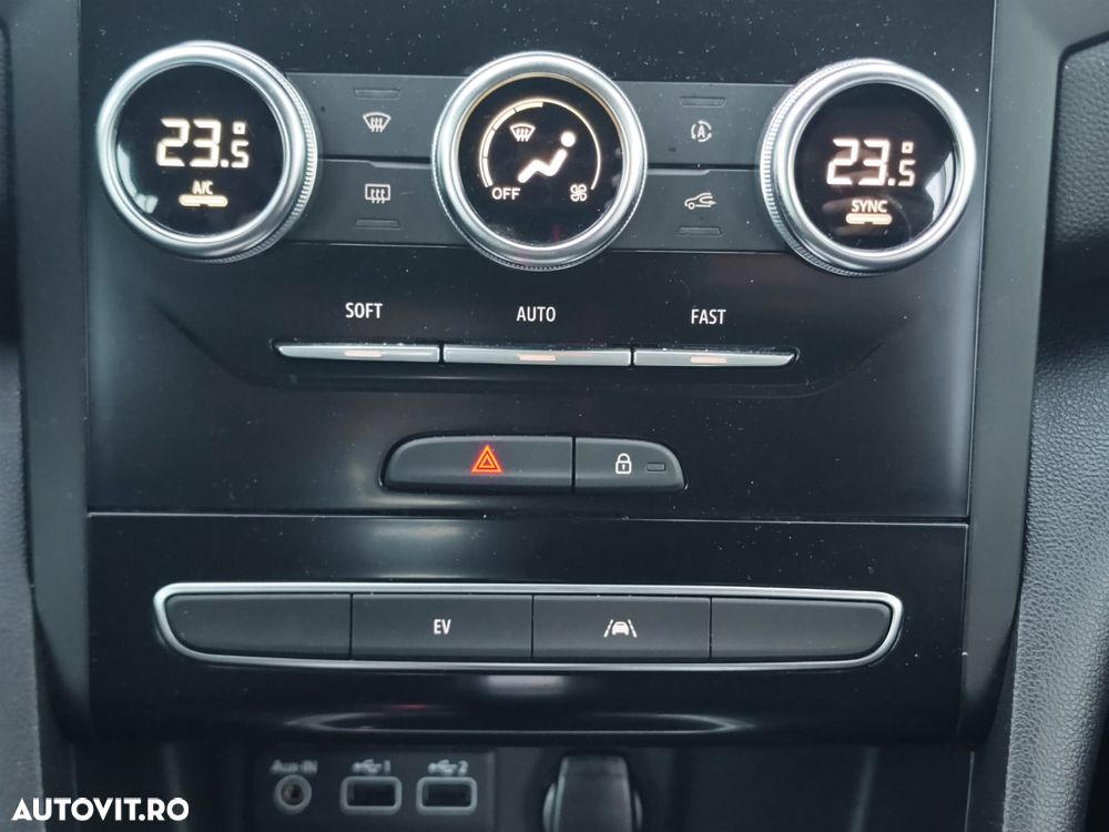 Renault Megane E-TECH Plug-in 160 BUSINESS EDITION - 22