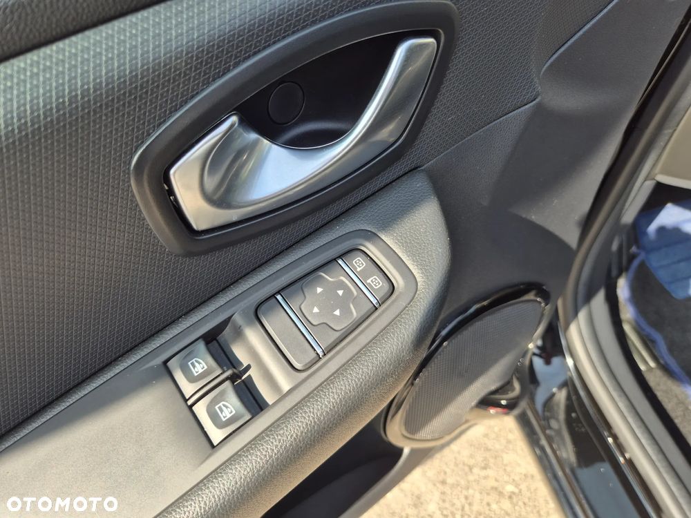 Renault Clio Energy dCi 75 Business - 17