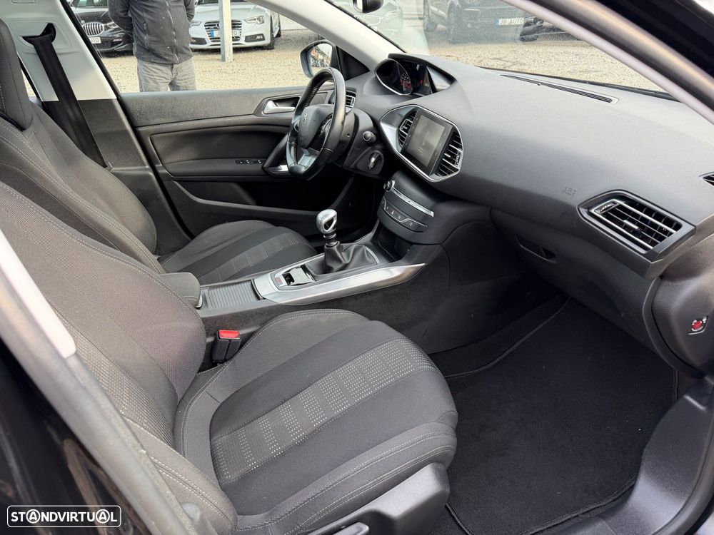 Peugeot 308 SW 1.6 BlueHDi Allure J17 - 10