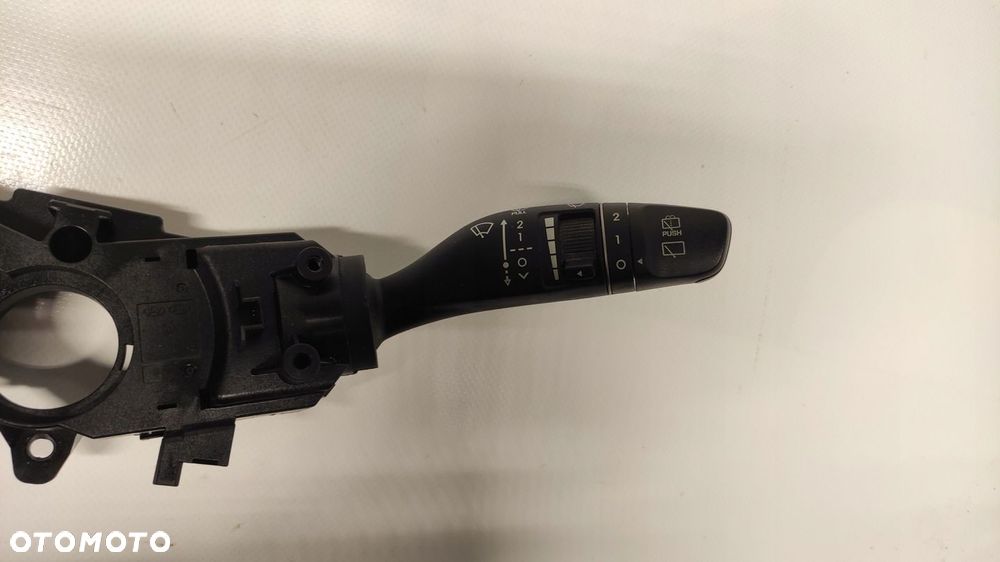 WŁĄCZNIK PRZEŁĄCZNIK ZESPOLONY MANETKI HYUNDAI TUCSON II 15-18 93403-D3950 - 3