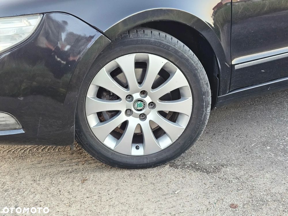 Skoda Superb 2.0 TDI Elegance DSG - 5