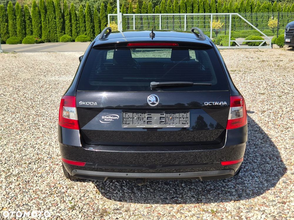 Skoda Octavia 2.0 TDI DSG Tour - 6