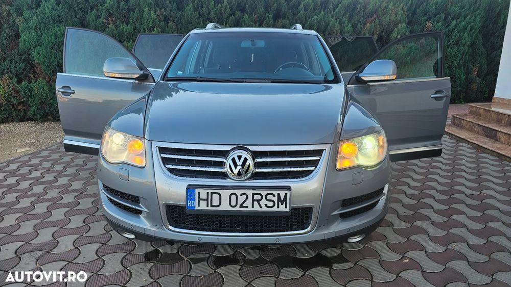 Volkswagen Touareg 3.0 V6 TDI DPF Mountain - 1