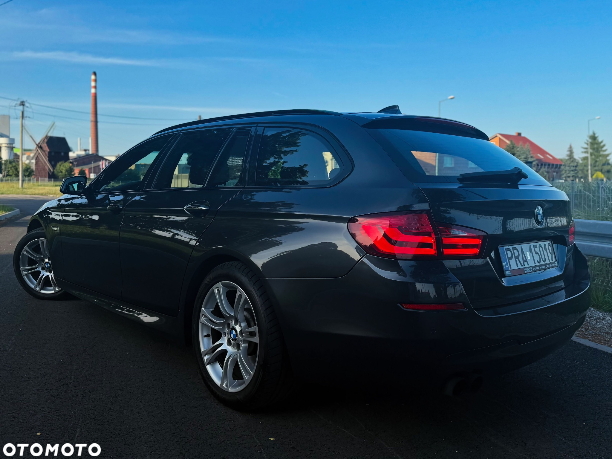 BMW Seria 5 525d Touring - 4