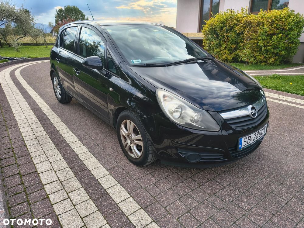 Opel Corsa 2010 photo 2