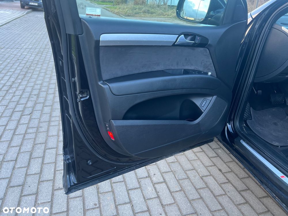 Audi Q7 3.0 TDI DPF clean quattro tiptronic - 34