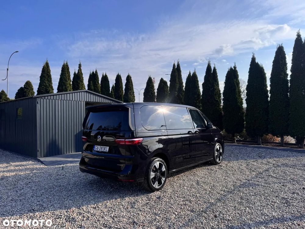 Volkswagen Multivan - 5