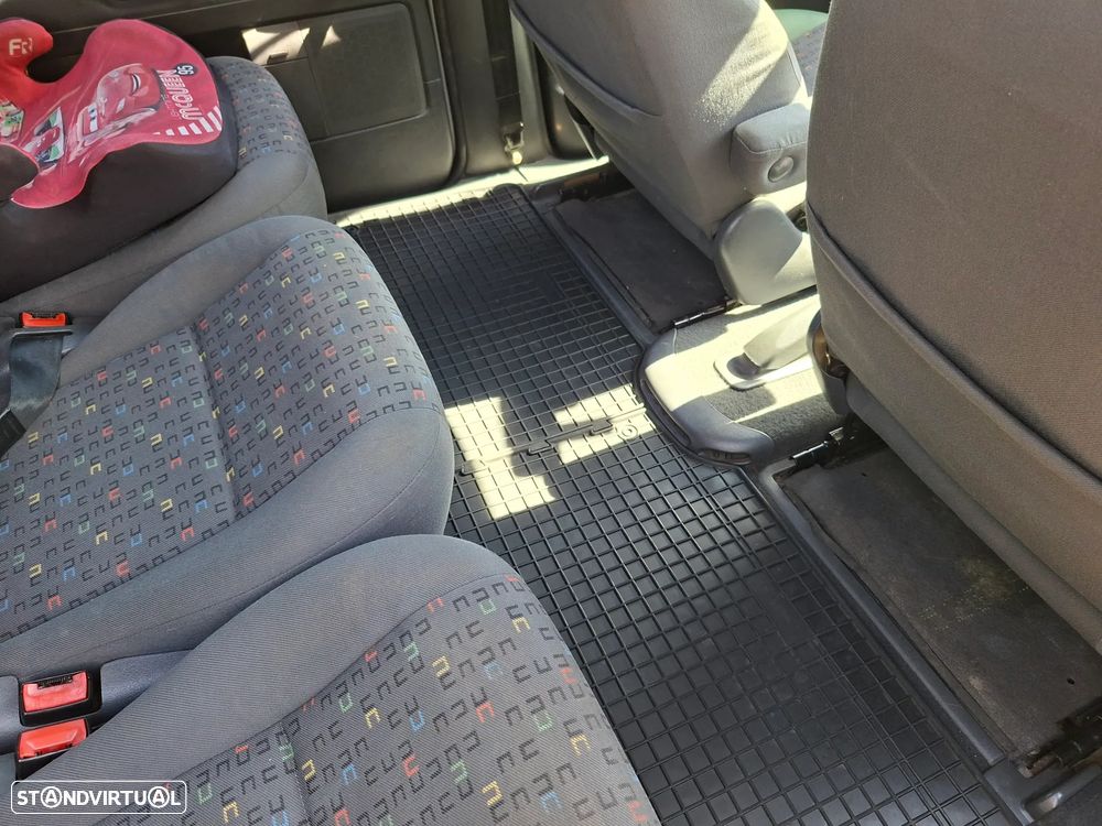 VW Sharan 1.9 TDI - 7