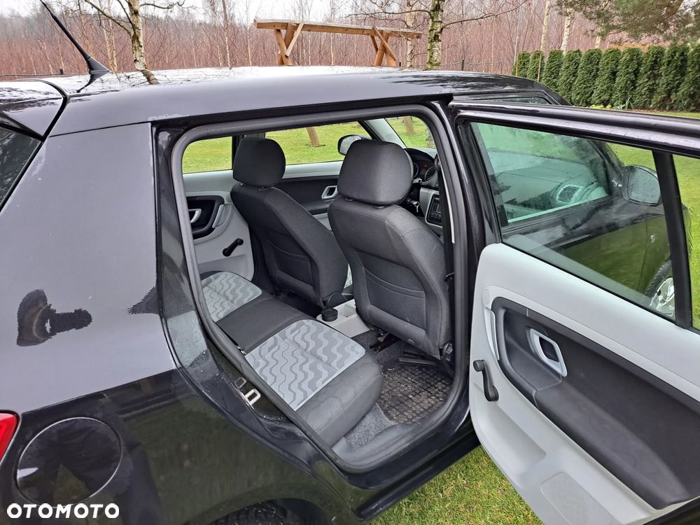 Skoda Fabia 1.2 HTP Ambiente - 8