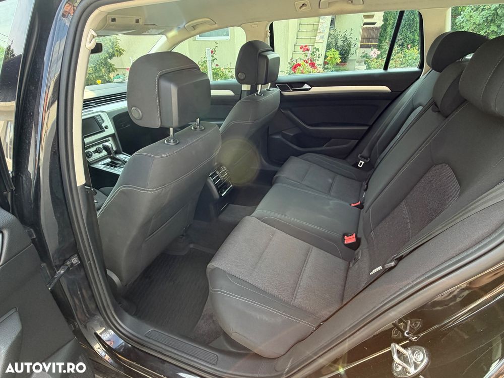 Volkswagen Passat 2.0 TDI DSG Comfortline - 4