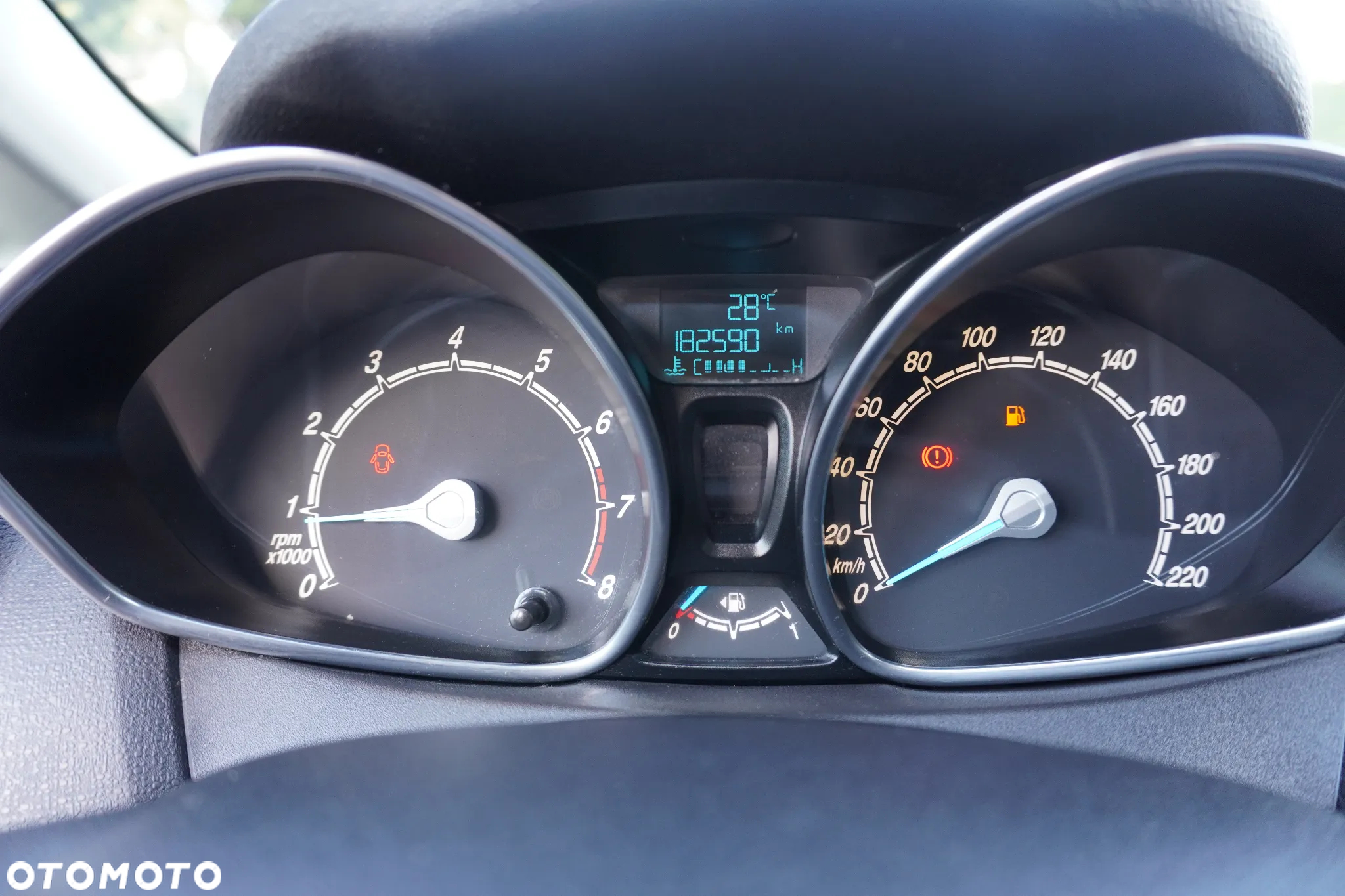 Ford Fiesta 1.25 Silver X (Ambiente) EU6 - 28