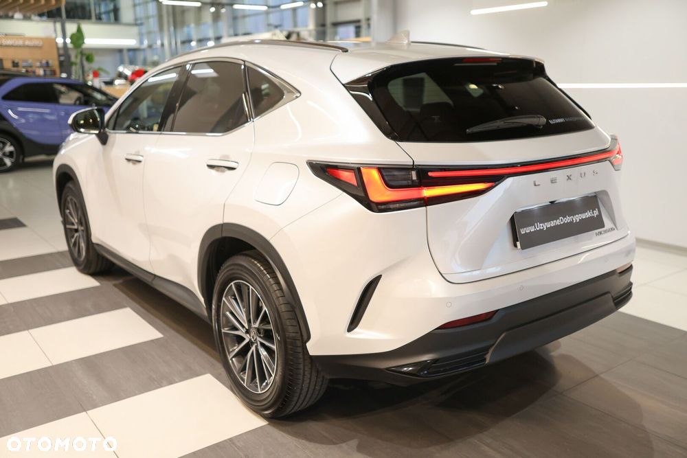 Lexus NX 350h Prestige 2WD - 4