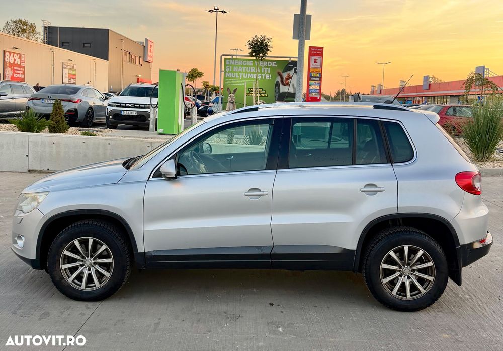 Volkswagen Tiguan - 4
