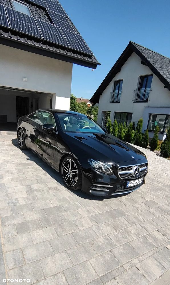 Mercedes-Benz Klasa E 400 4-Matic 9G-TRONIC - 3