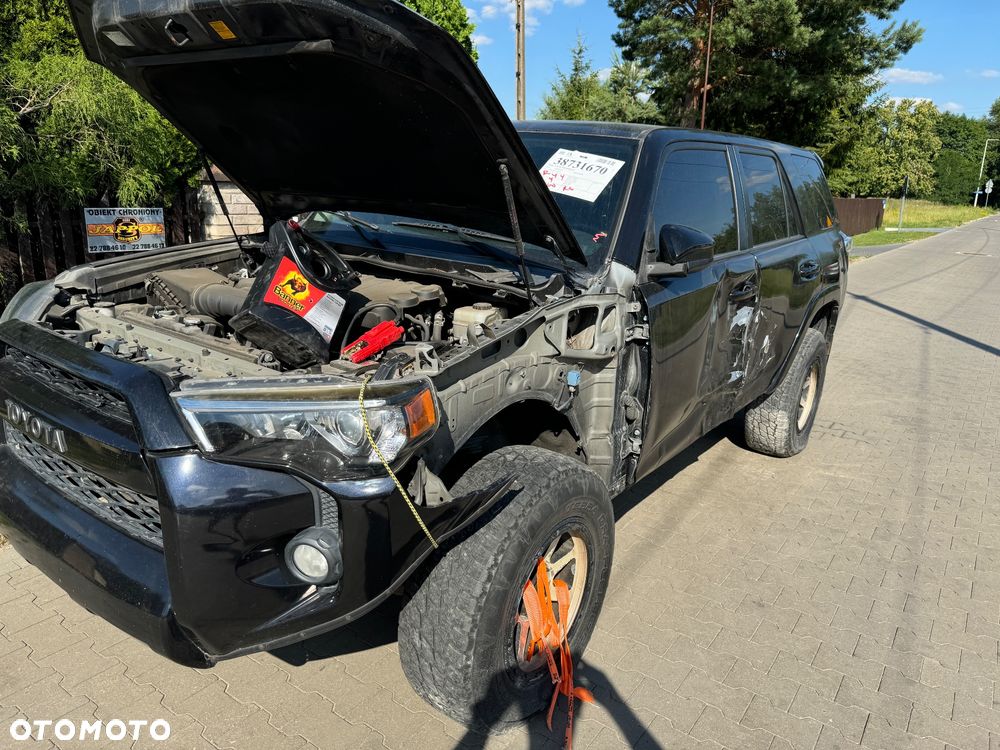 Toyota 4-Runner - 12
