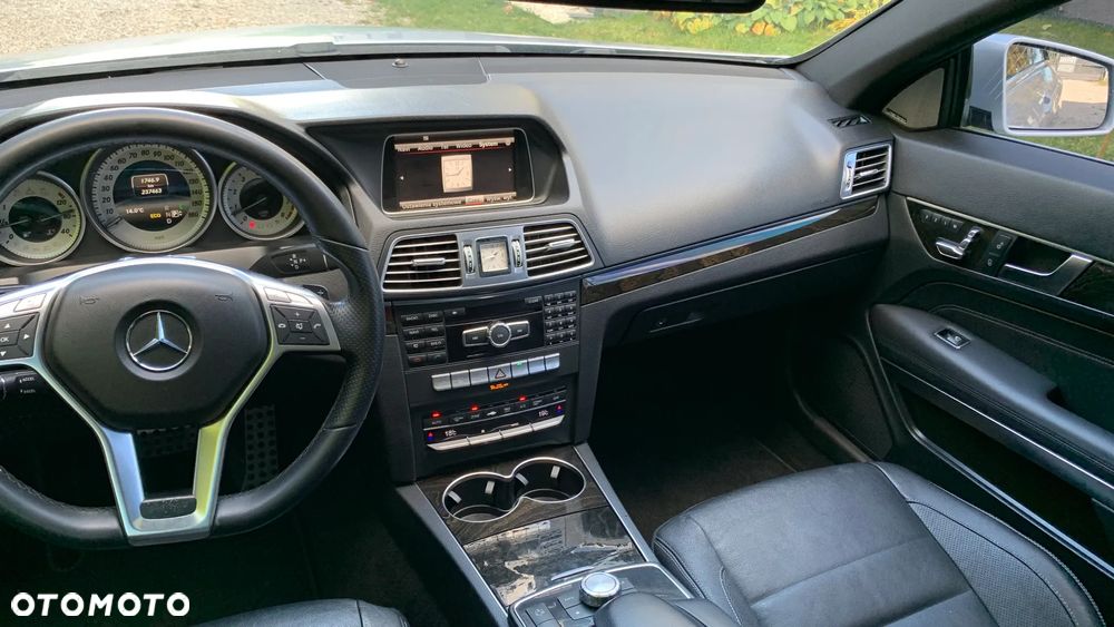 Mercedes-Benz Klasa E 350 BlueEFFICIENCY 7G-TRONIC Avantgarde - 17