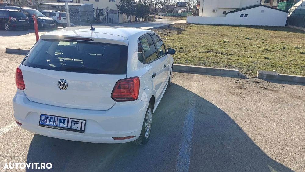 Volkswagen Polo 1.4 TDI CR Comfortline - 6