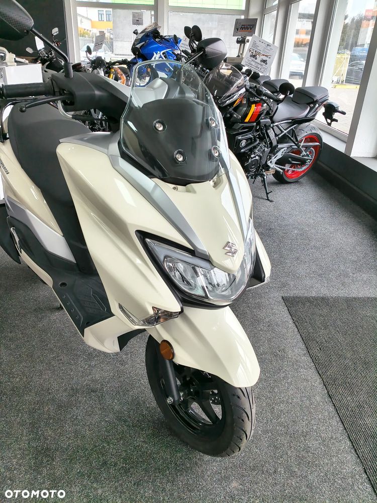 Suzuki Burgman - 4