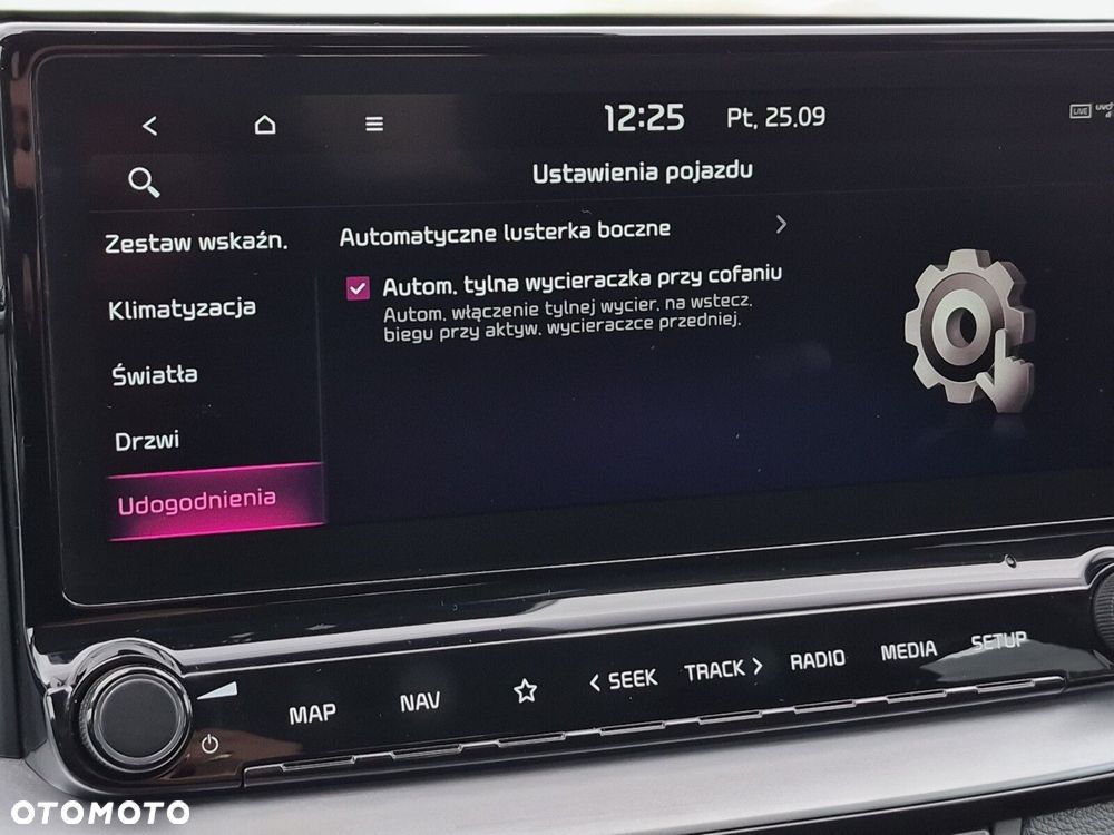 Kia Ceed 1.6 CRDi mHEV L Business Line - 28