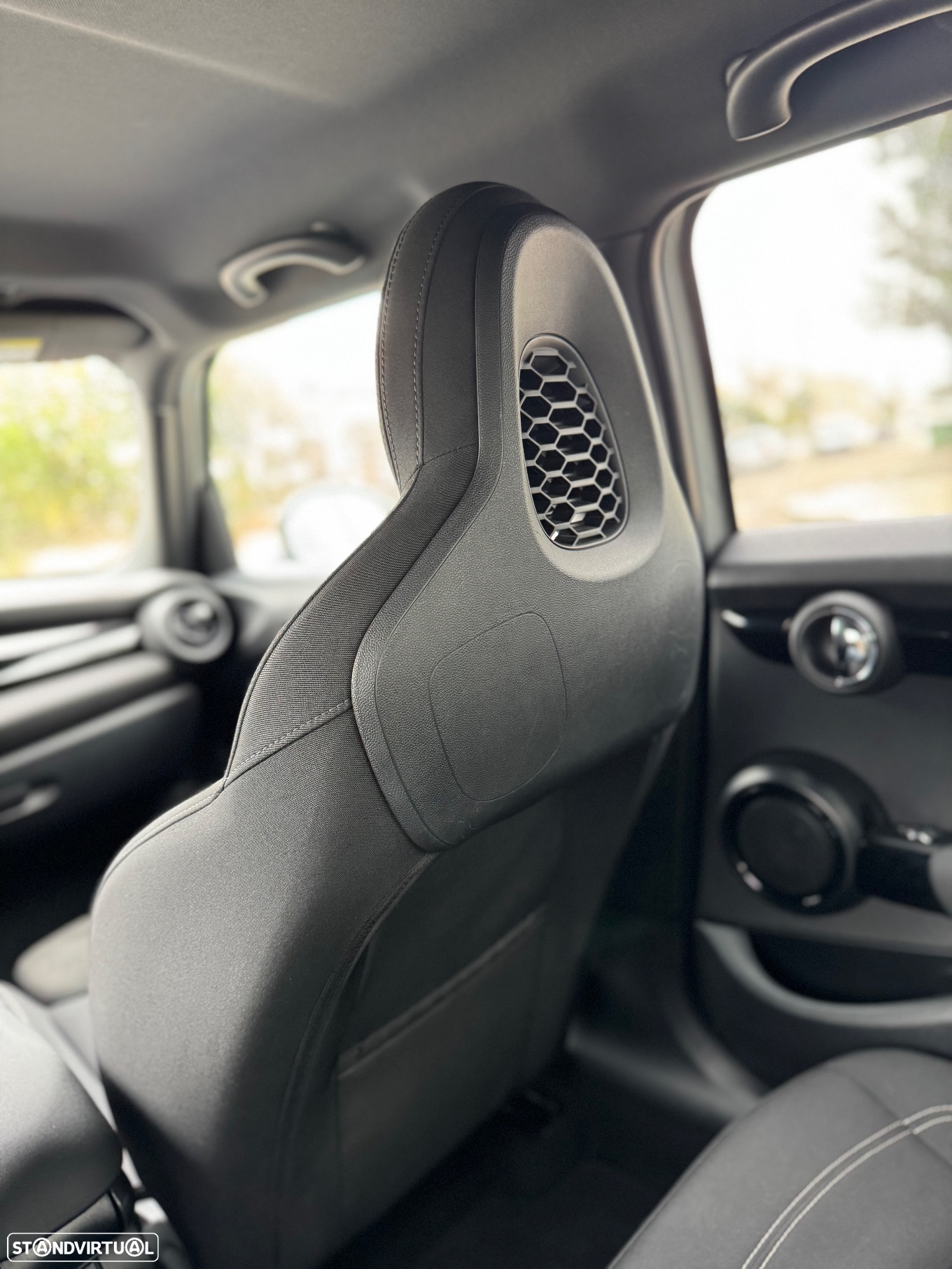 MINI 5 Portas Cooper D - 9