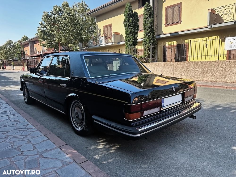 Rolls-Royce Silver Spur - 3