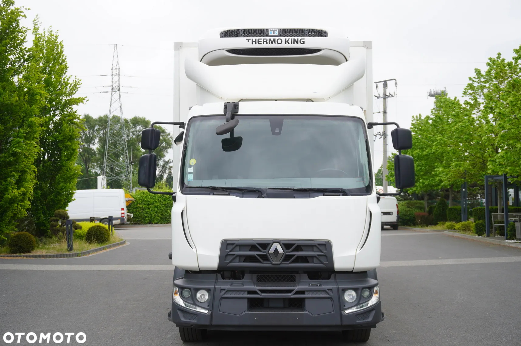 Renault D13 / 140 tys. km!!! / Chłodnia hakowa / Thermoking T800R / 2 sztuki - 9