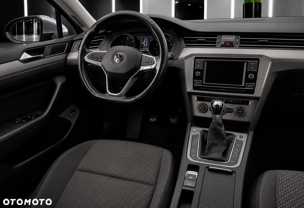 Volkswagen Passat 2.0 TDI EVO Essence - 6
