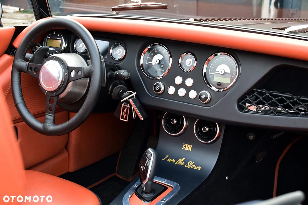 Morgan Plus Four - 6