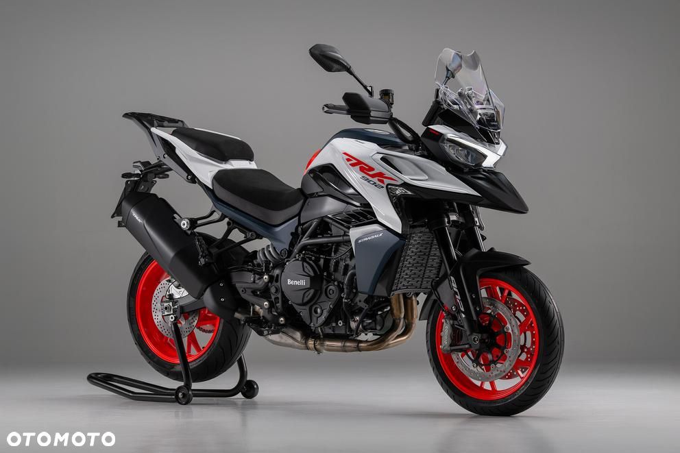 Benelli Inny - 1