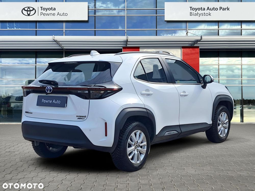 Toyota Yaris Cross Hybrid 1.5 Comfort 4x4 - 6