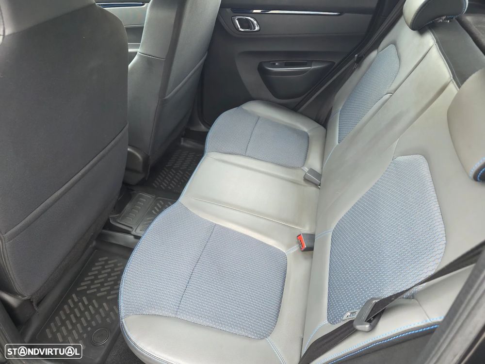 Dacia Spring Comfort Plus - 13