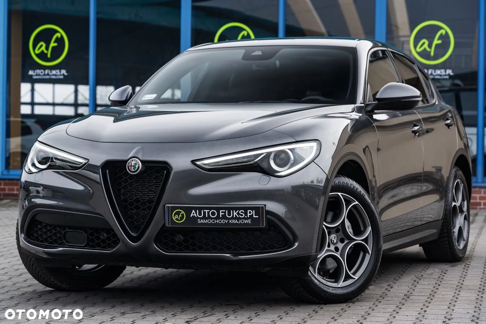 Alfa Romeo Stelvio 2.0 Turbo Sprint Q4 - 2