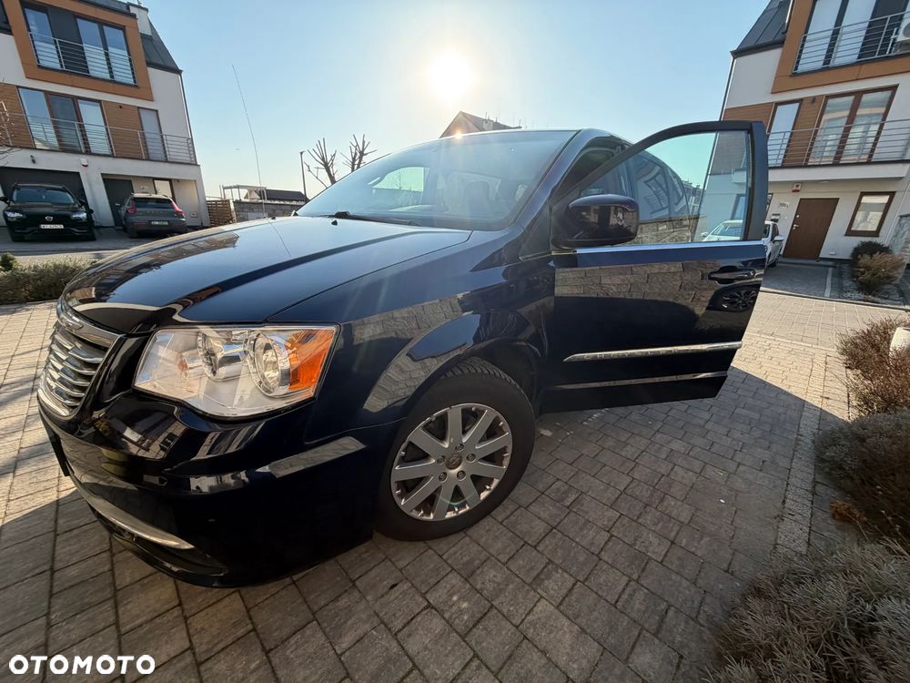 Chrysler Town & Country 3.6 Touring - 10
