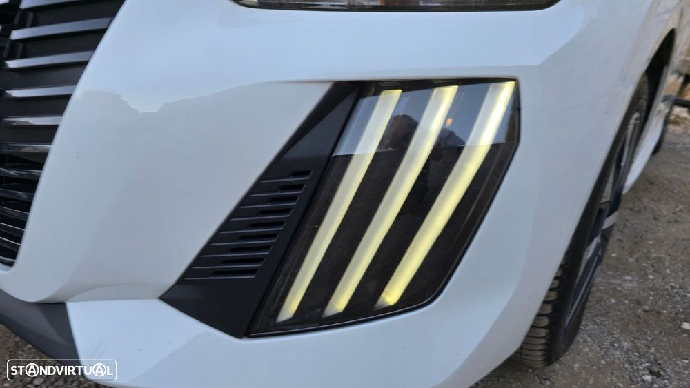 Peugeot 208 1.2 PureTech Active - 54