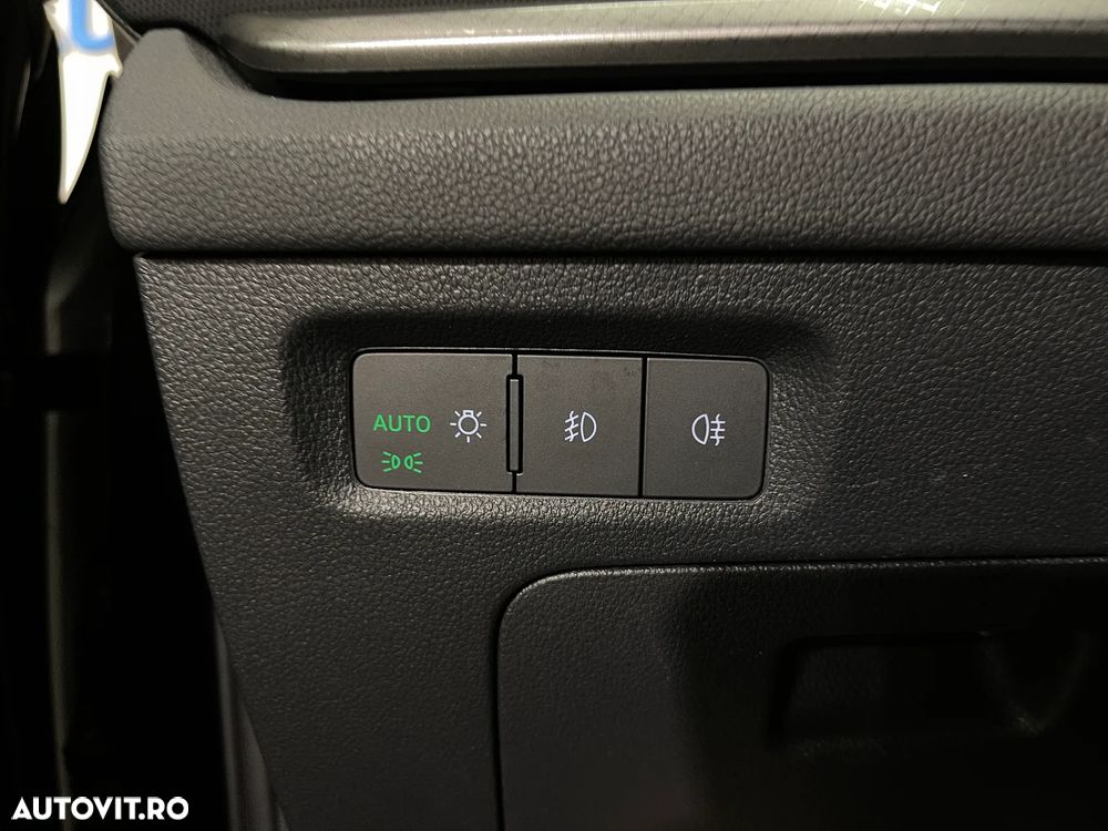 Skoda Octavia 2.0 TDI ELEGANCE DSG - 20