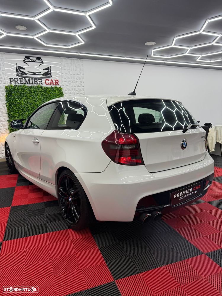 BMW 118 d Pack M - 11