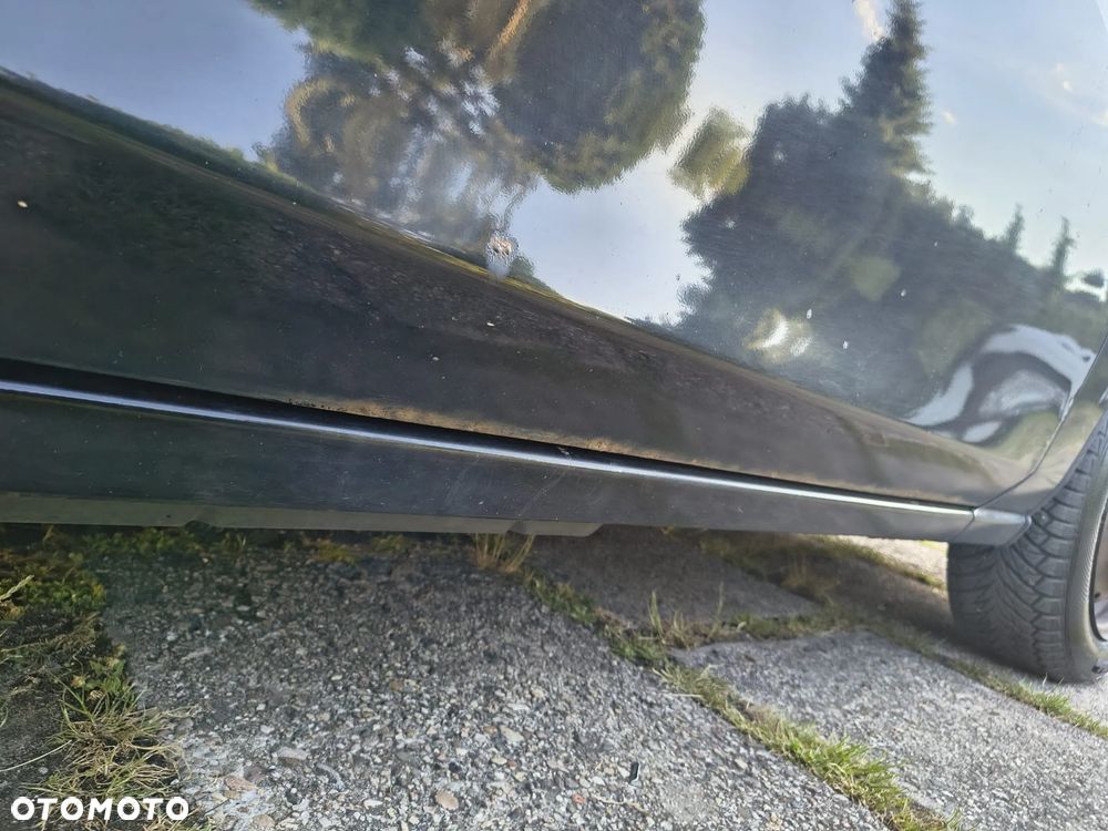 Mazda 2 - 10