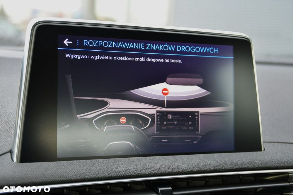 Peugeot 3008 1.2 PureTech Active Pack S&S - 23