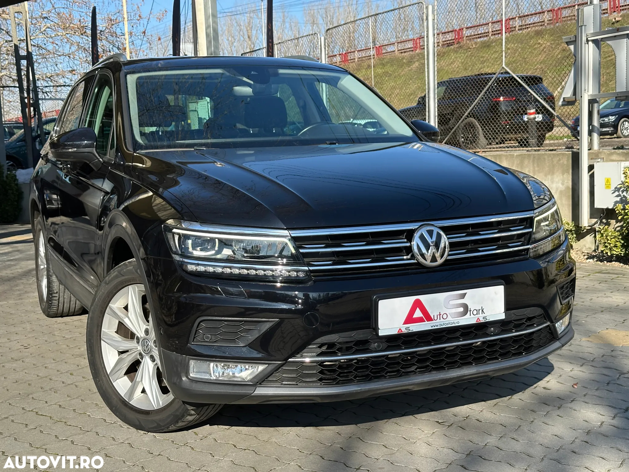 Volkswagen Tiguan 2.0 TDI 4Mot DSG Highline - 11