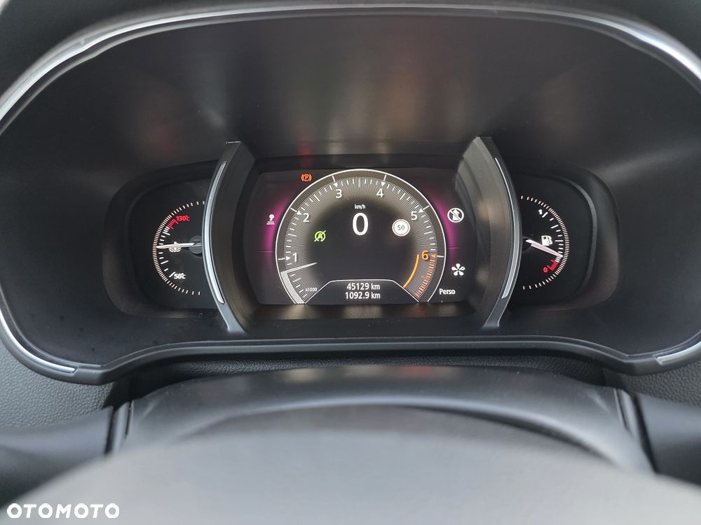 Renault Megane ENERGY TCe 130 BOSE EDITION - 30