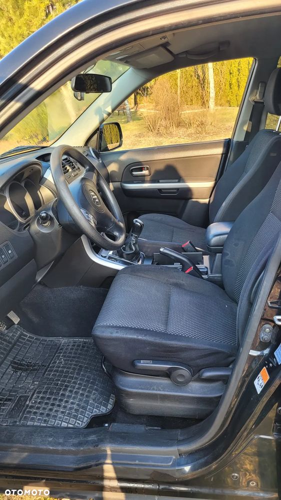 Suzuki Grand Vitara 2.0 Comfort - 9