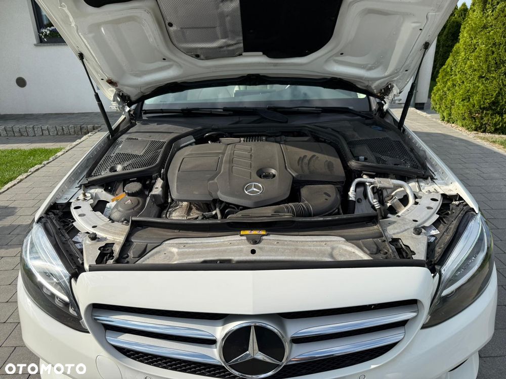 Mercedes-Benz Klasa C 180 d 9G-TRONIC Exclusive - 20