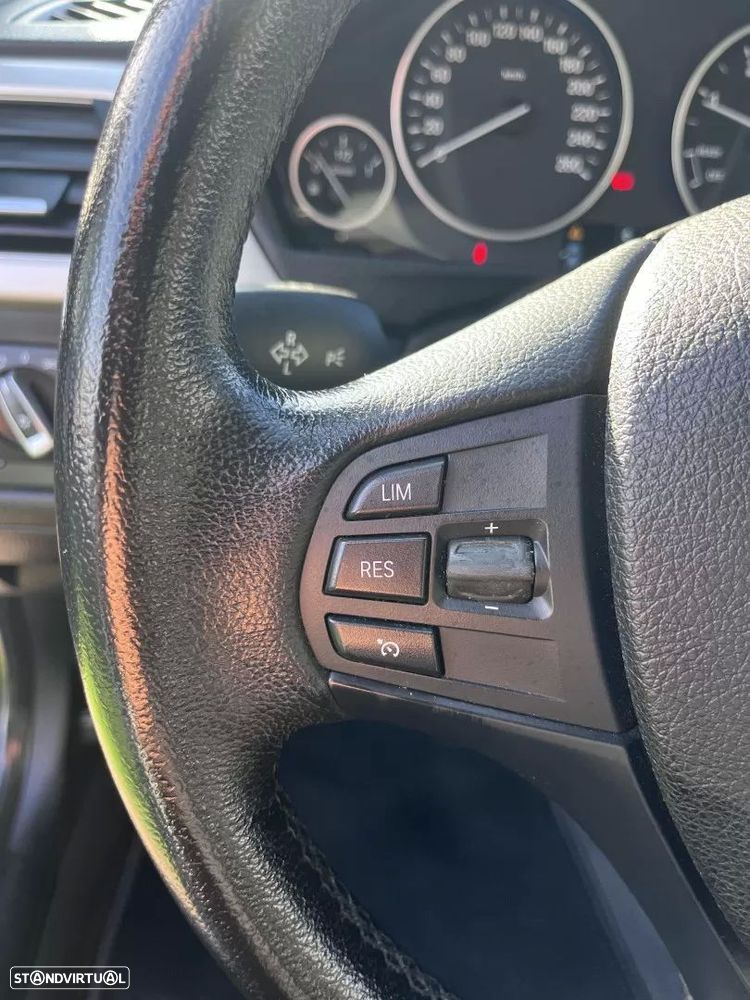 BMW 320 d Touring Sport Line - 39